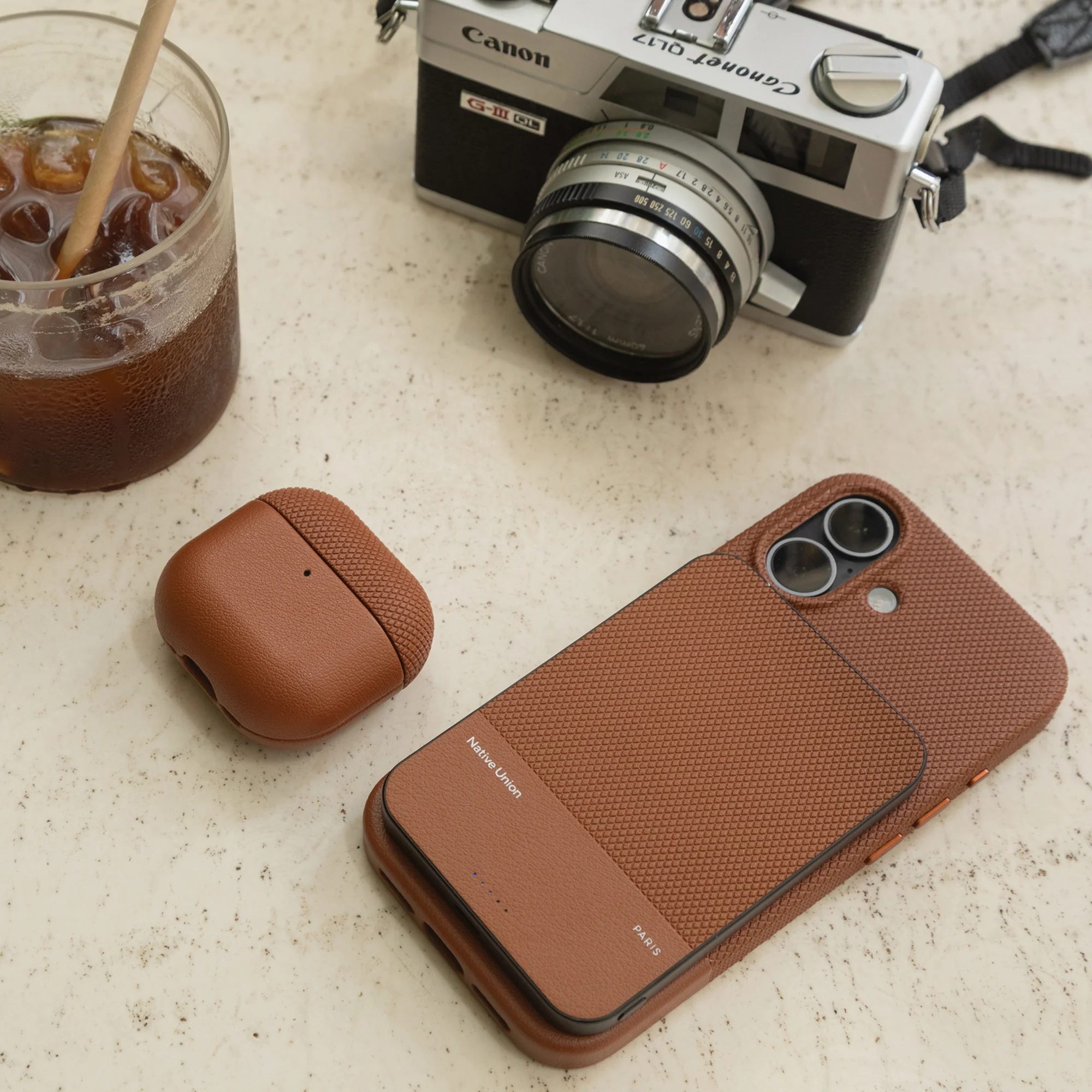 (Re)Classic Case for AirPods 4 - Image 7