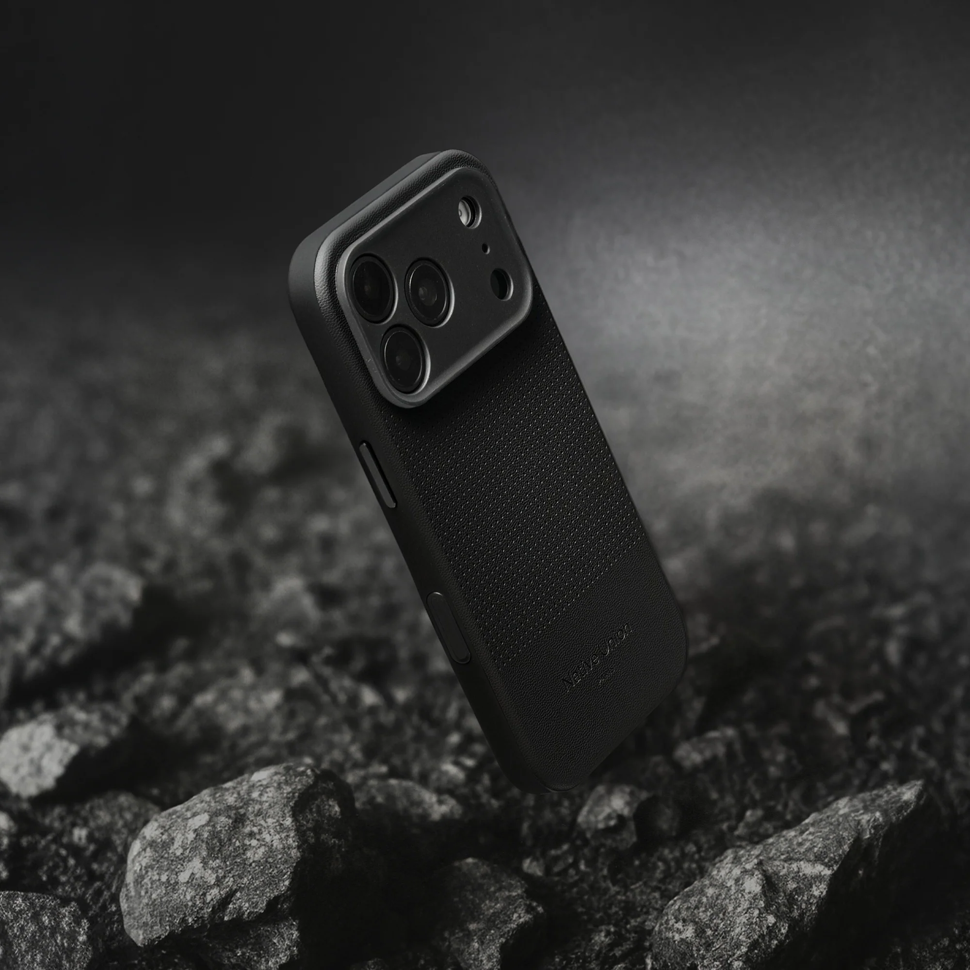 Active Case for iPhone 17 - Image 38