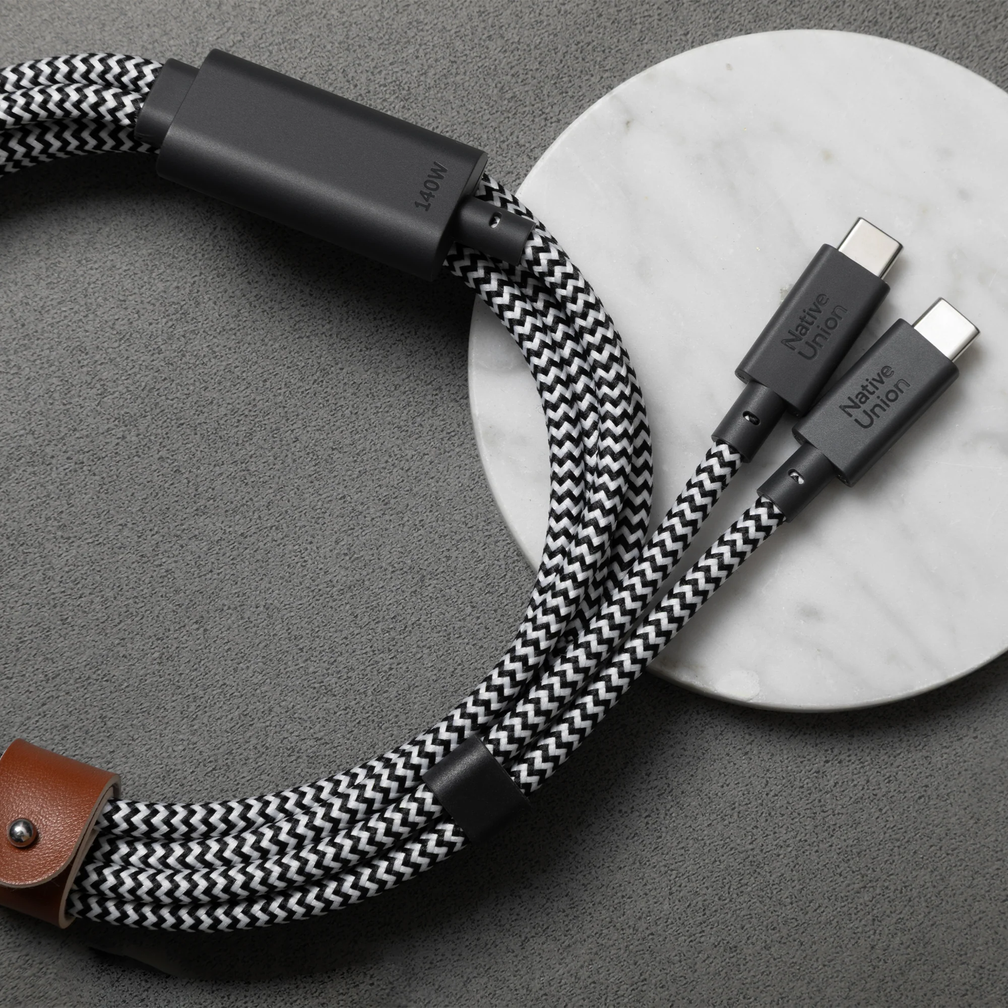 Belt Cable 2-in-1 USB-C to USB-C & USB-C Cable (140W) - Image 9