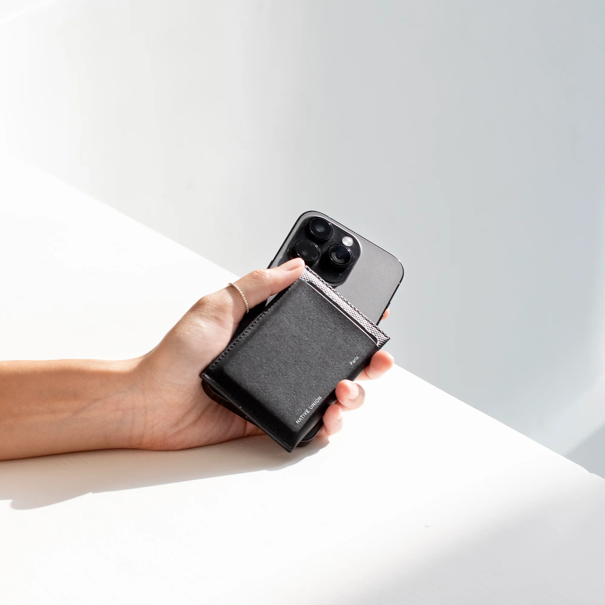 (Re)Classic Card Holder - Image 9