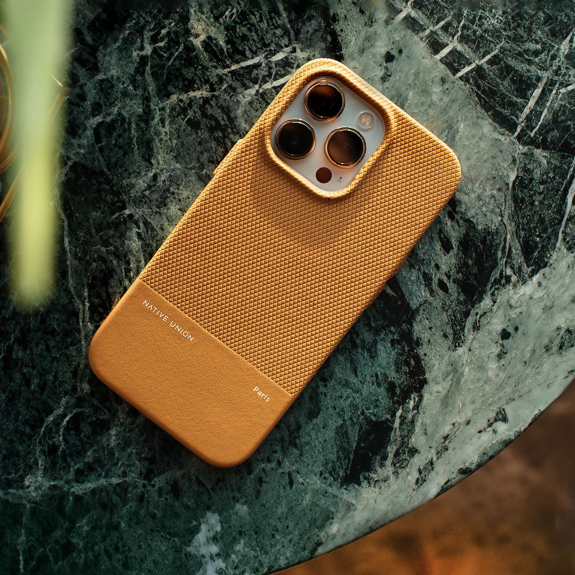 (Re)Classic Case for iPhone 15 - Image 15