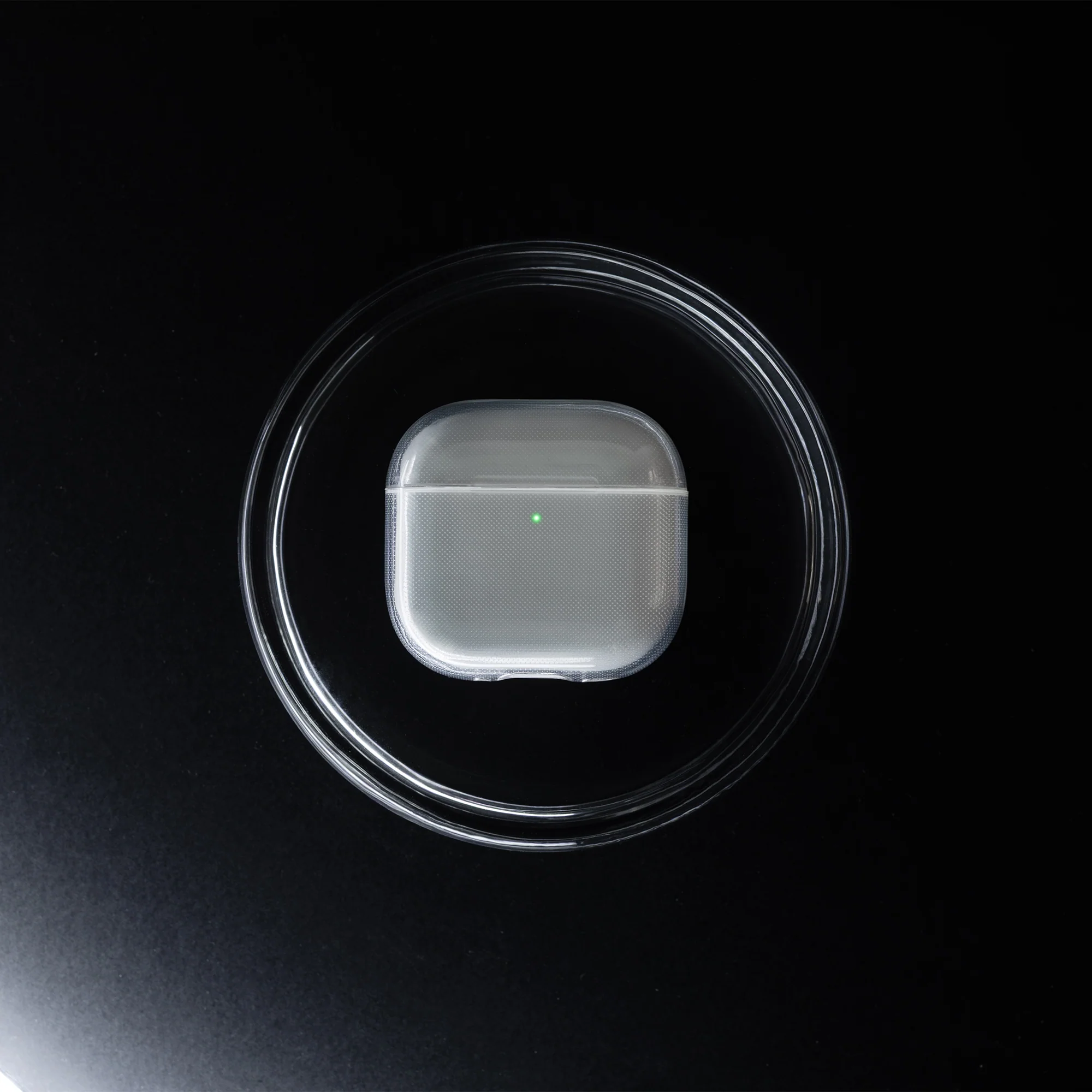 (Re)Clear Case for AirPods 4 - Image 5