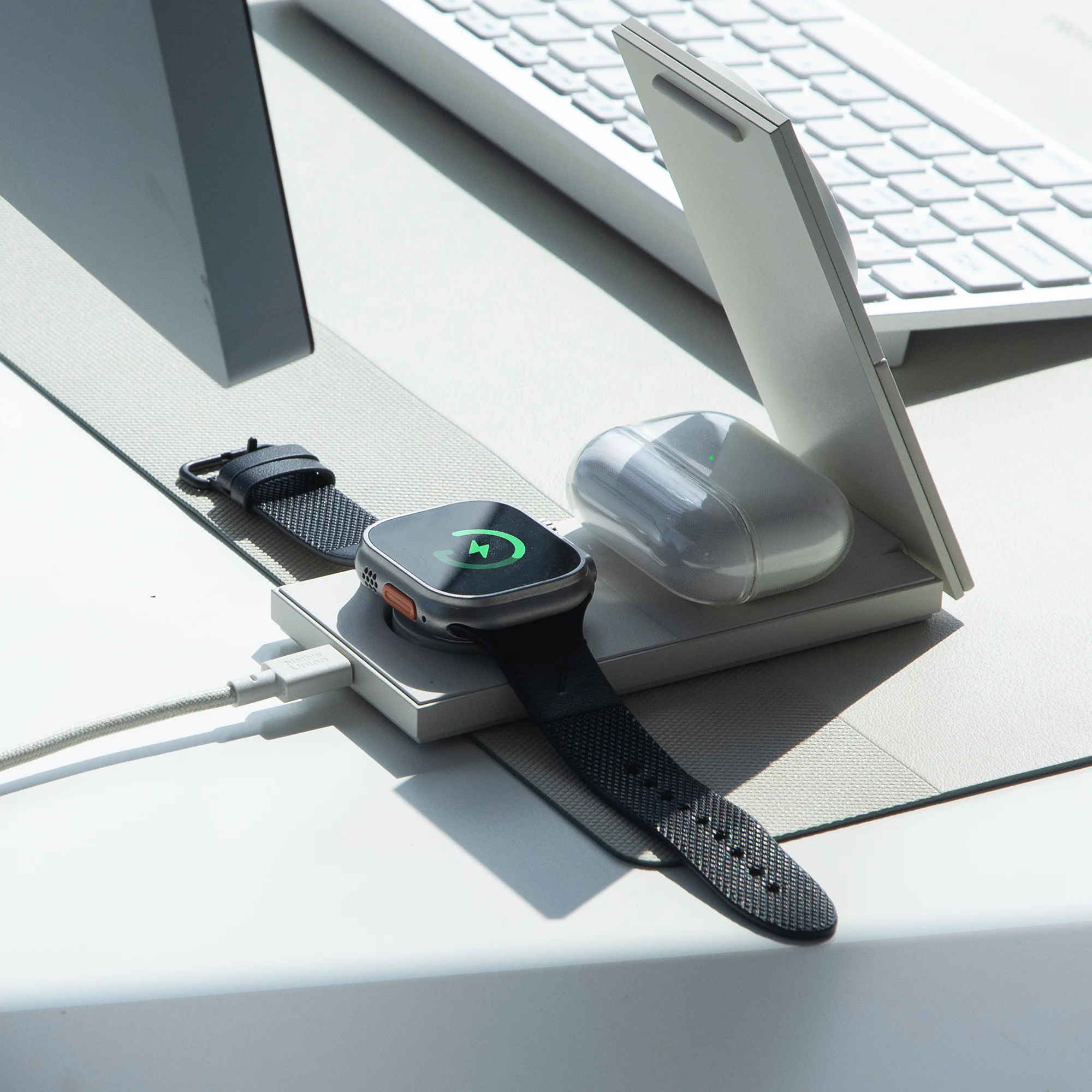 Rise 3-in-1 Magnetic Wireless Charger - Image 4