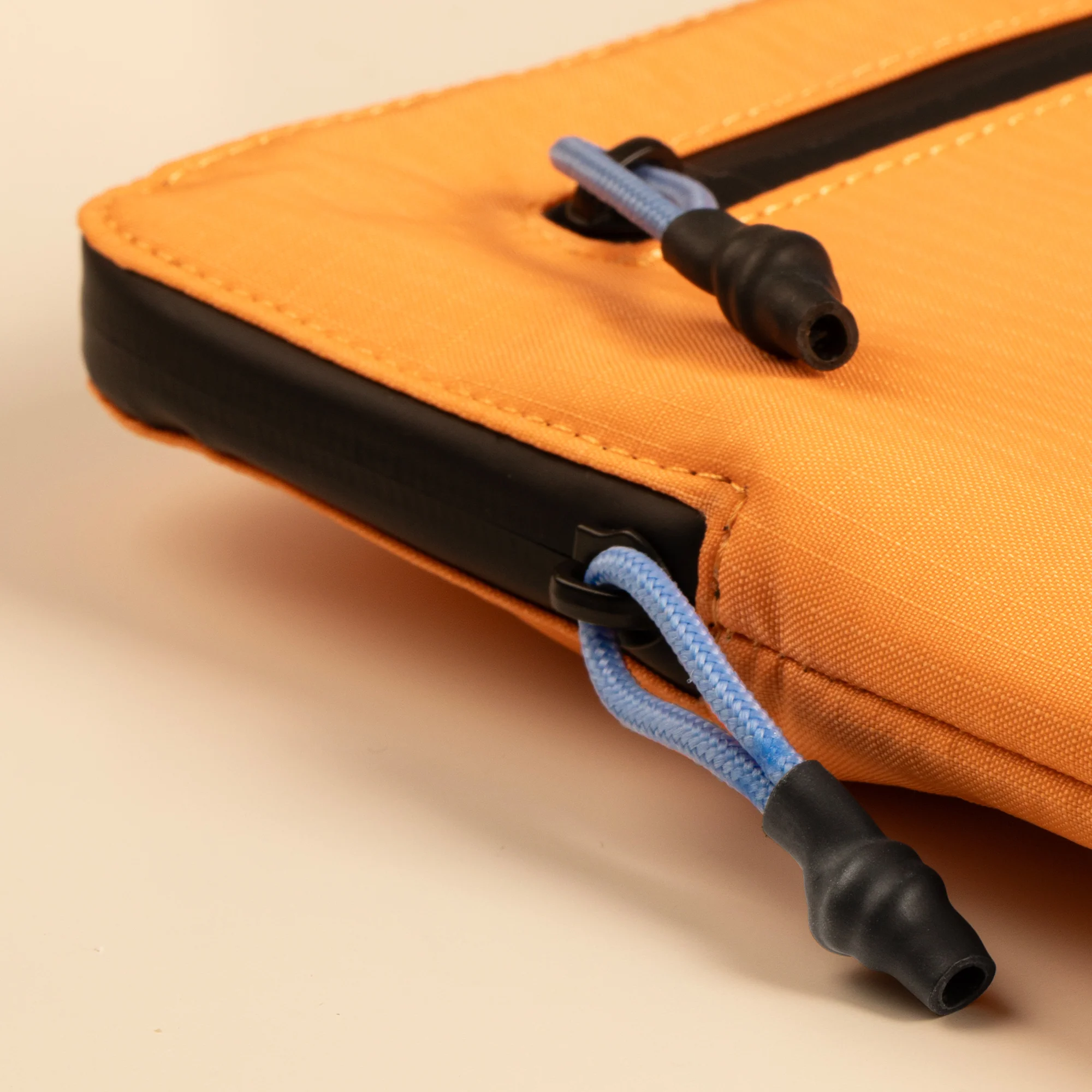 Ultralight Sleeve for MacBook 16" - Image 13