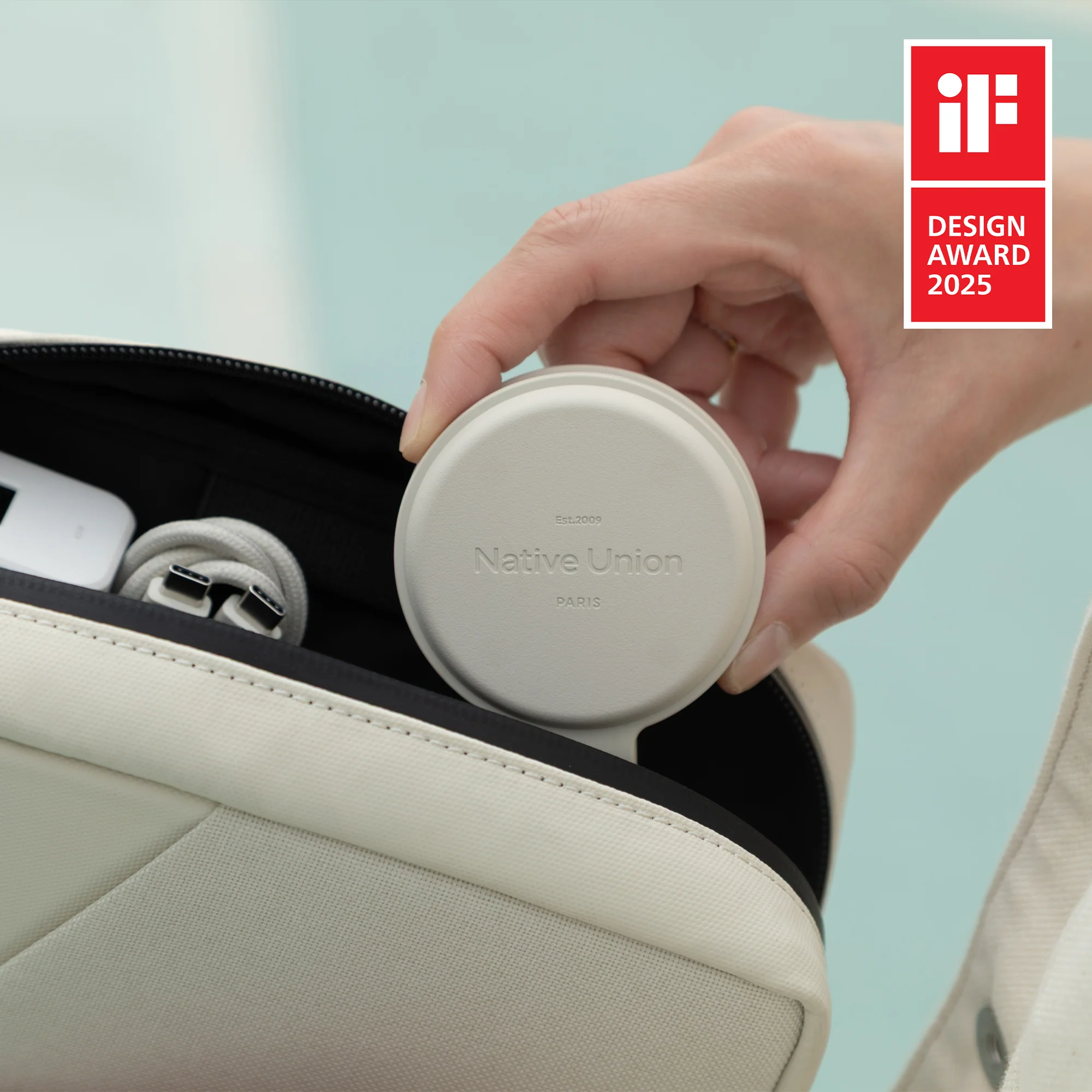 Voyage 2-in-1 Magnetic Wireless Charger - Image 3